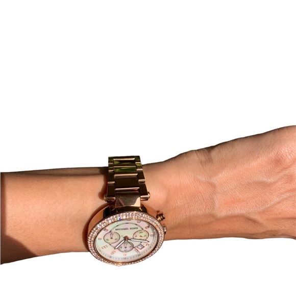 MICHAEL KORS
Parker Dark Rose Gold-Tone Watch - Picture 4 of 14